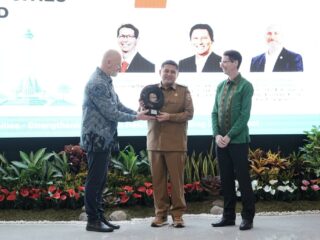 Terima Penghargaan Dunia WRI Ross Center Prize, Wali Kota Makassar Komitmen Siap Perluas Program RISE