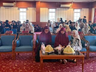 Fakultas Teknik dan Informatika UPA Gelar Seminar Publikasi Digital, Bekali Gen Z Tangkal Hoaks dan Bangun Personal Branding