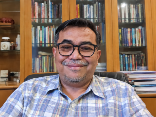 “Hukum Sudah Menjadi Industri dan Komoditas yang Bisa Diperjualbelikan,” Bastian Lubis Soroti Penegakan Hukum di Indonesia